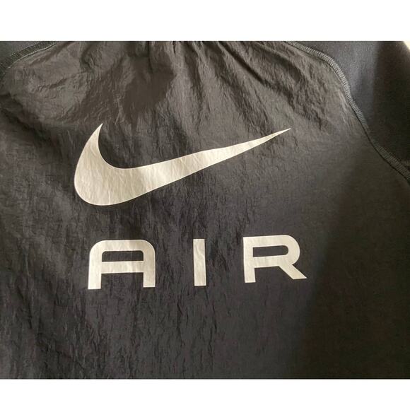 Nike Air Sweatshirt Black Kids Small NWT - Picture 3 of 7